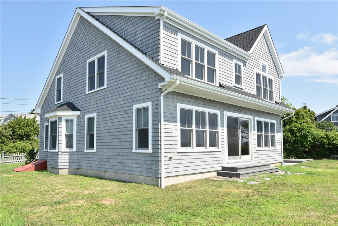 298 Colonel John Gardner Road Narragansett, RI 02882 - Photo 4 of 32