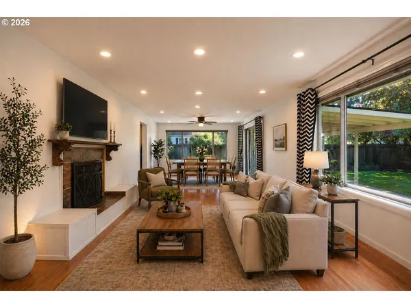 $630,000 | 2412 Dalton Drive, Eugene, OR 97404