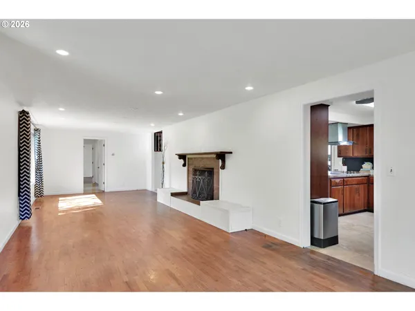 $630,000 | 2412 Dalton Drive, Eugene, OR 97404