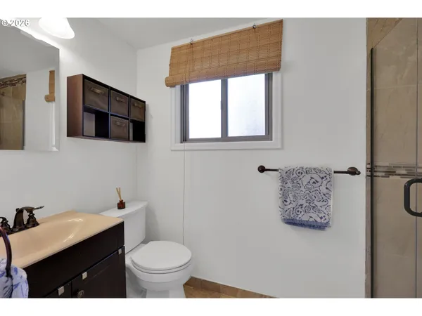 $630,000 | 2412 Dalton Drive, Eugene, OR 97404