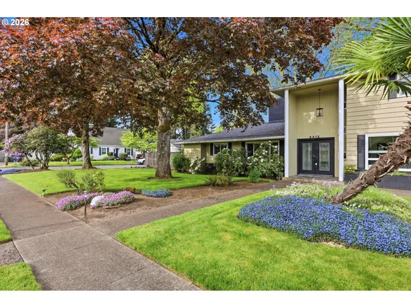 $630,000 | 2412 Dalton Drive, Eugene, OR 97404