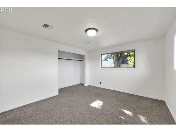 $630,000 | 2412 Dalton Drive, Eugene, OR 97404