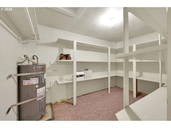 $630,000 | 2412 Dalton Drive, Eugene, OR 97404