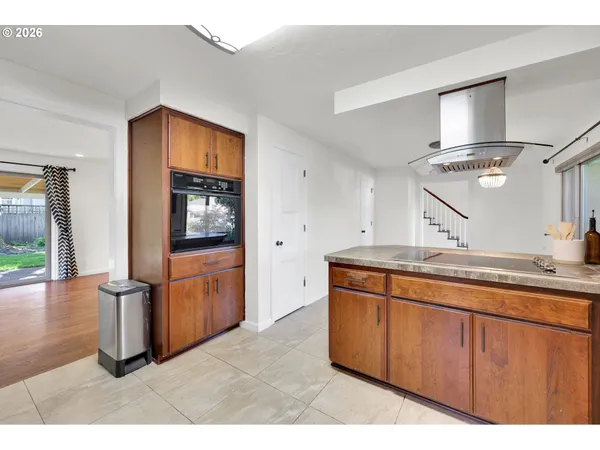$630,000 | 2412 Dalton Drive, Eugene, OR 97404