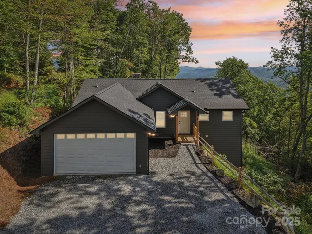 $599,000 | 366 Ben Nevis Road, Brevard, NC 28712