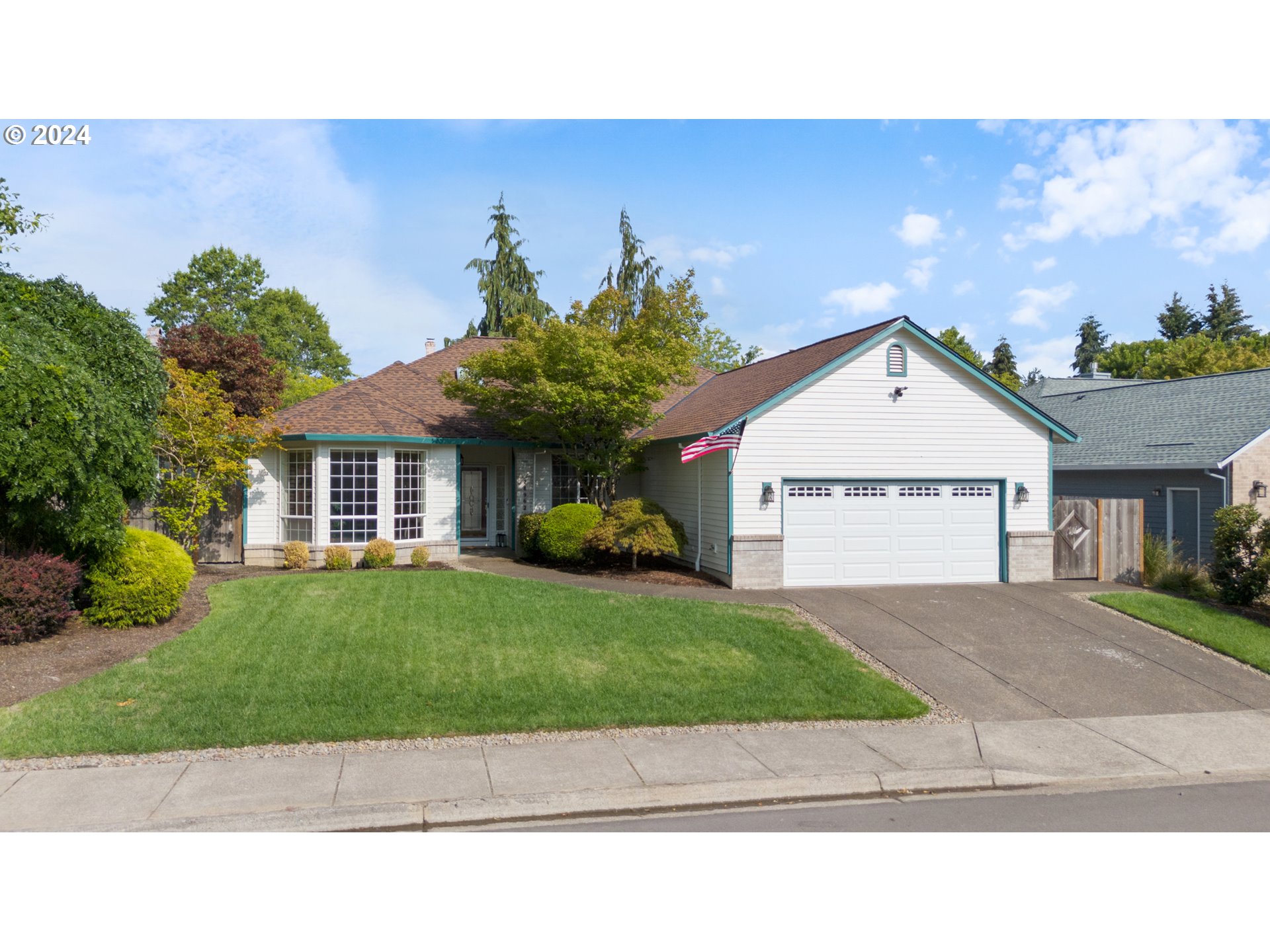28962 Southwest Meadows Loop Wilsonville, OR 97070 - Photo 1 of 30 Gallery Image 1