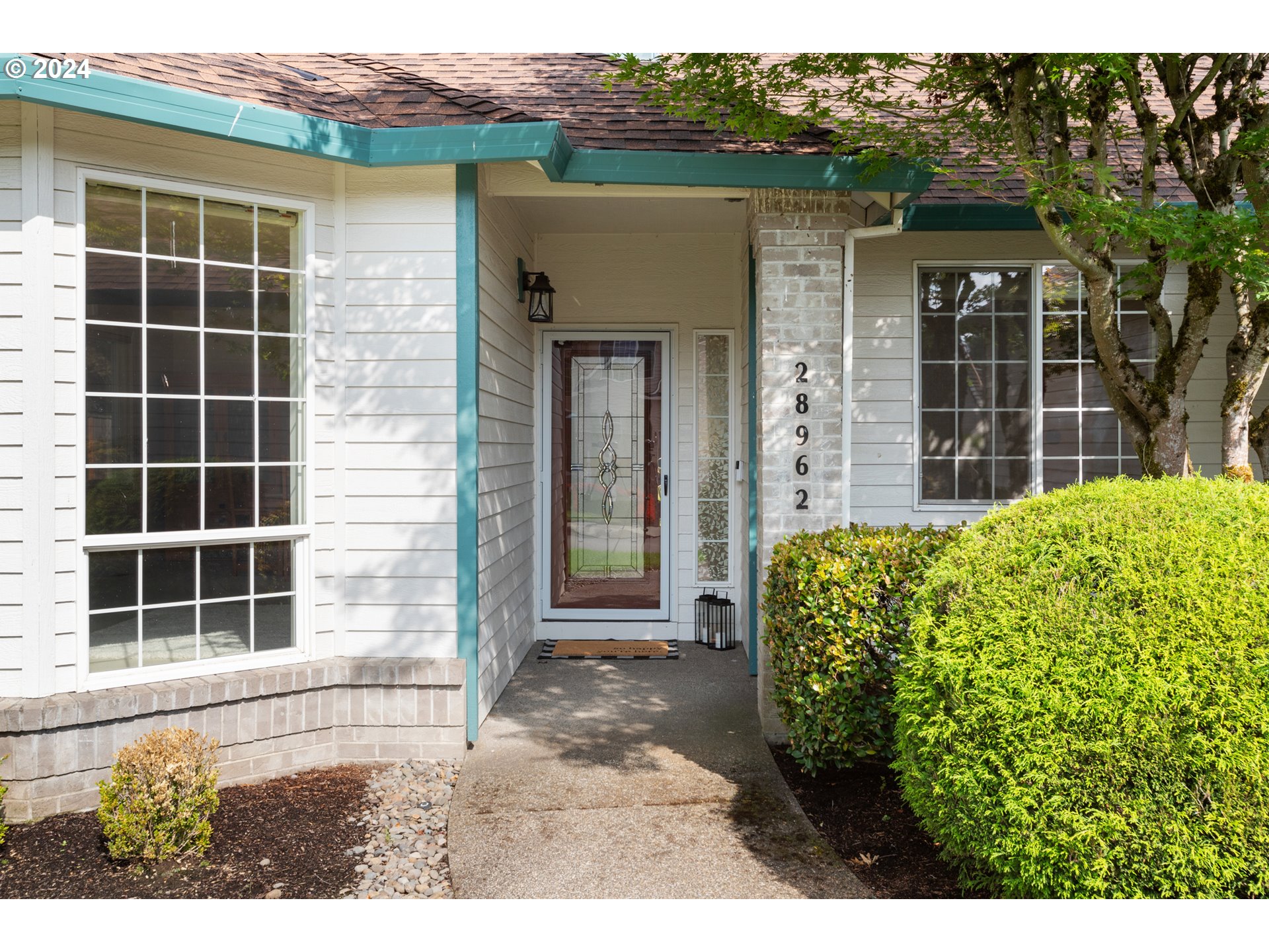28962 Southwest Meadows Loop Wilsonville, OR 97070 - Photo 5 of 30 Gallery Image 5