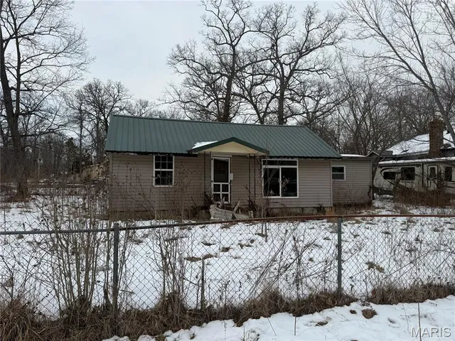 $29,900 | 557 Gallatin Drive, Bismarck, MO 63624