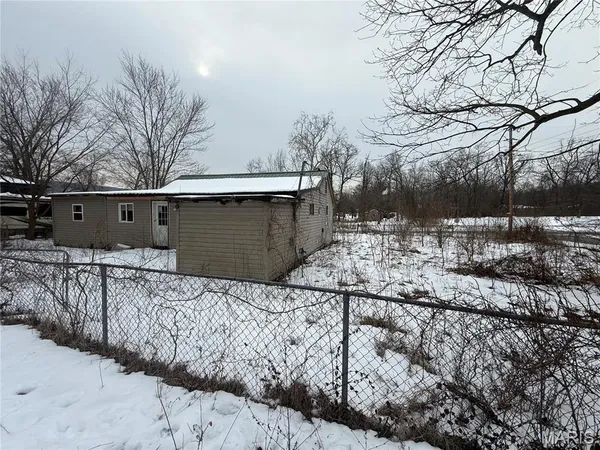 $14,900 | 557 Gallatin Drive, Bismarck, MO 63624