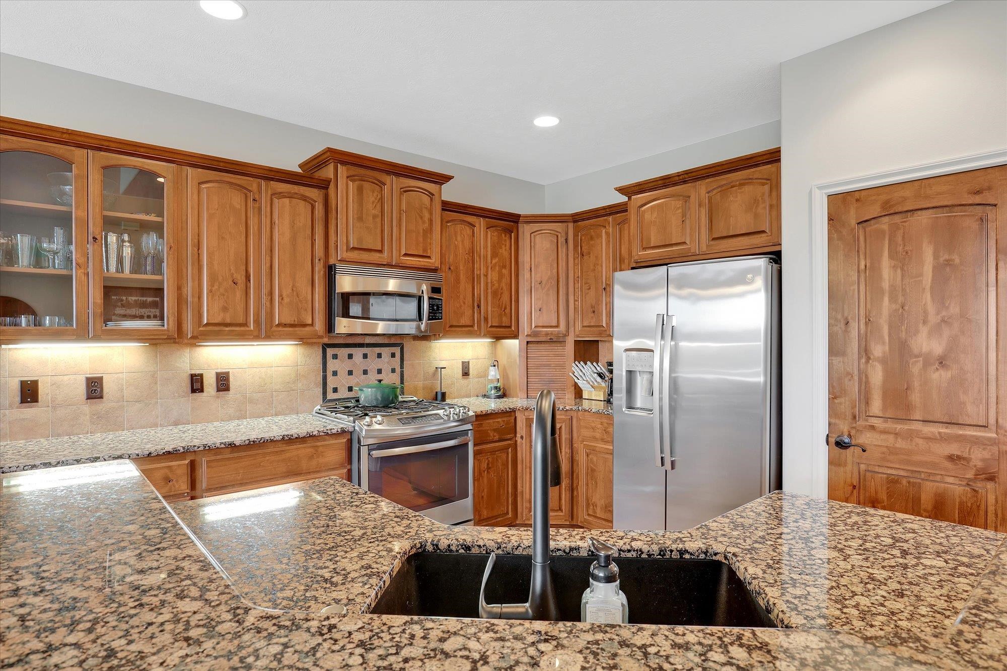 813 East Wandermere Estates Lane Spokane, WA 99208 - Photo 12 of 45