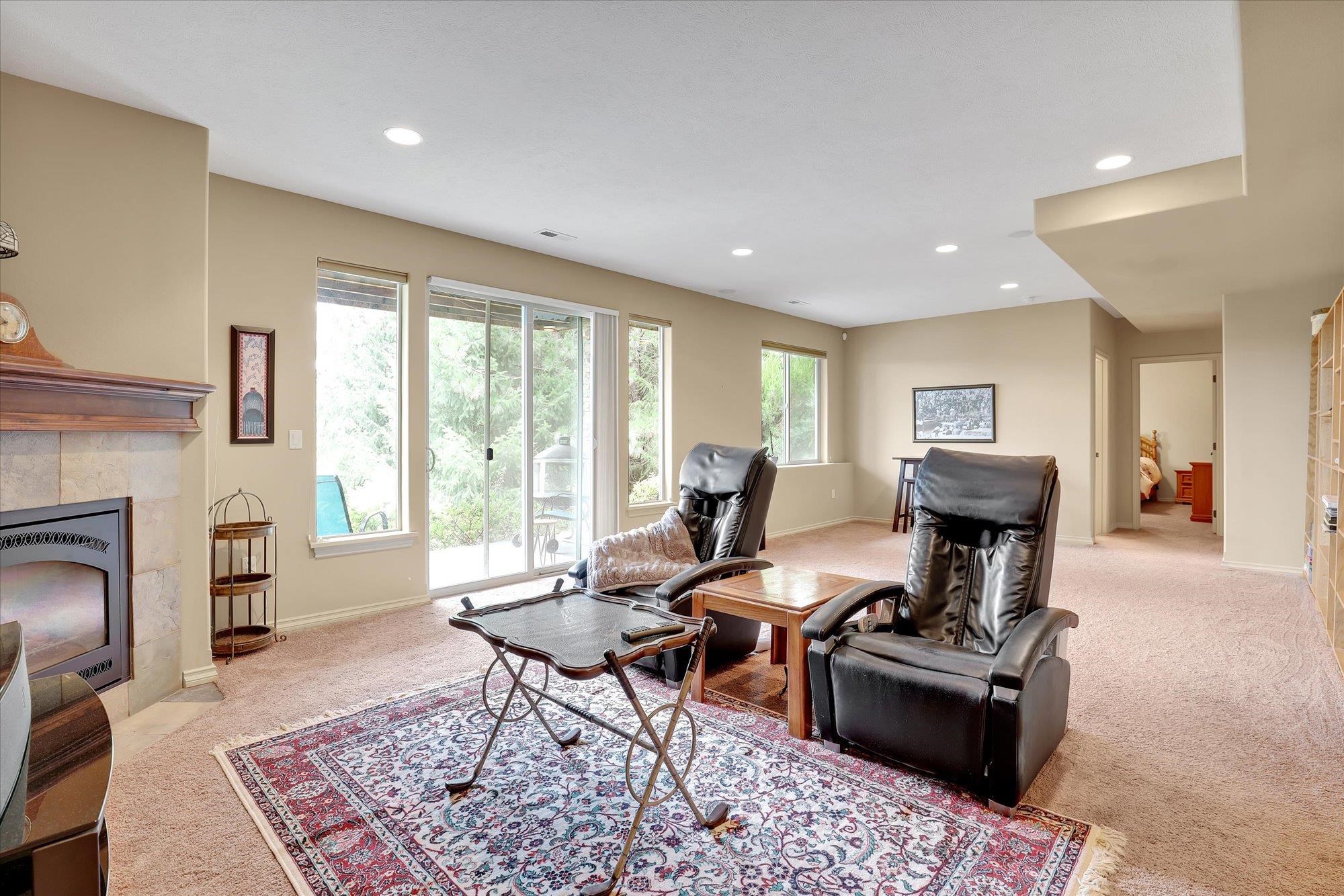 813 East Wandermere Estates Lane Spokane, WA 99208 - Photo 25 of 45
