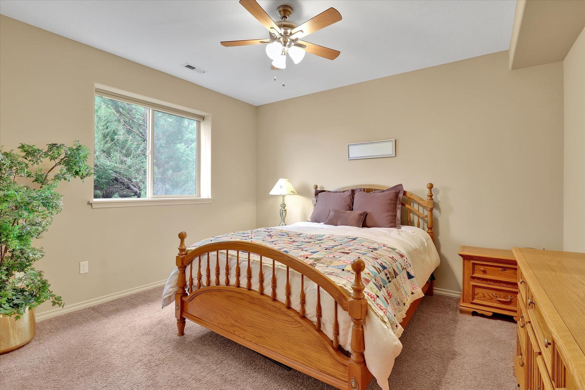 813 East Wandermere Estates Lane Spokane, WA 99208 - Photo 27 of 45