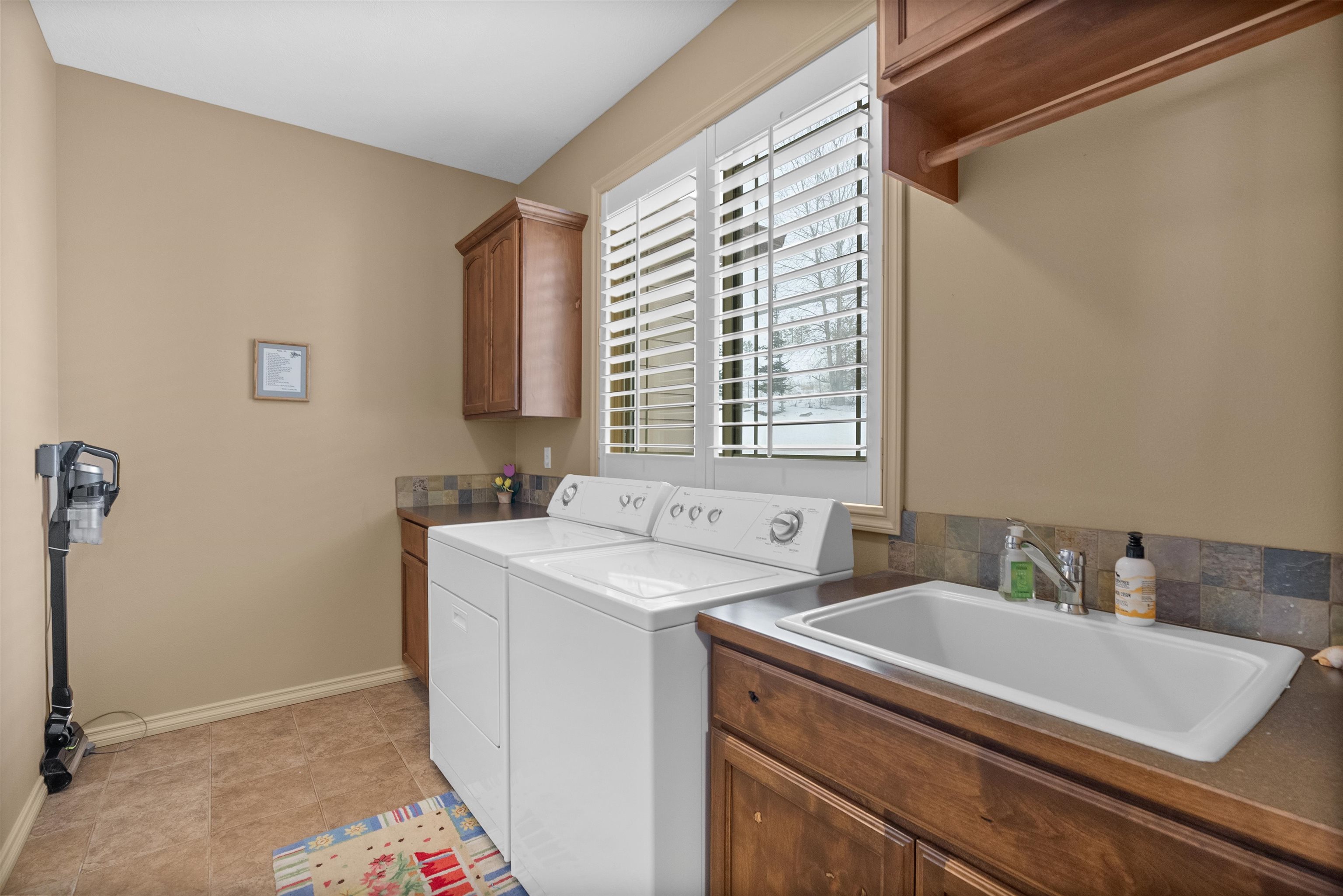 813 East Wandermere Estates Lane Spokane, WA 99208 - Photo 29 of 45