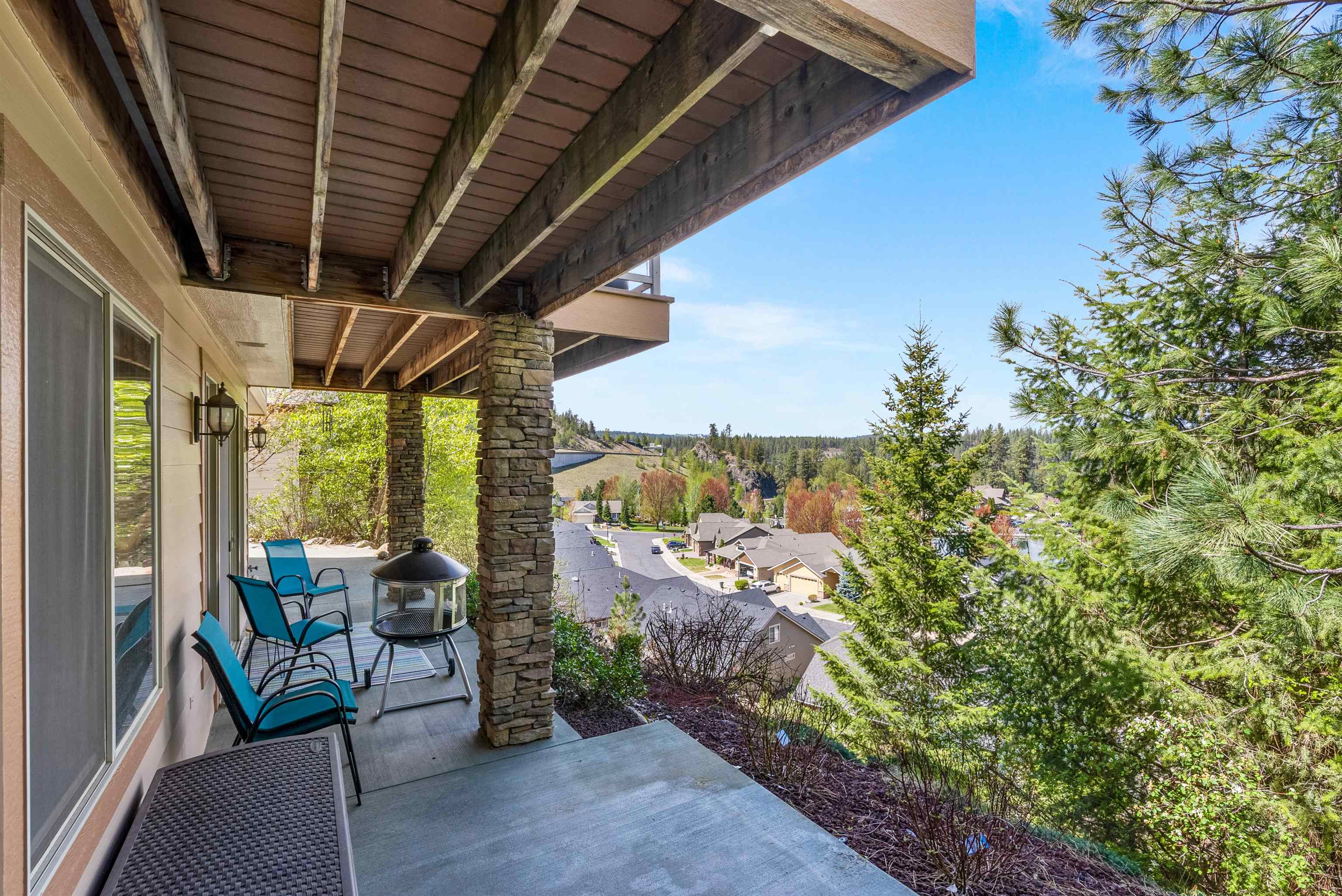 813 East Wandermere Estates Lane Spokane, WA 99208 - Photo 37 of 45