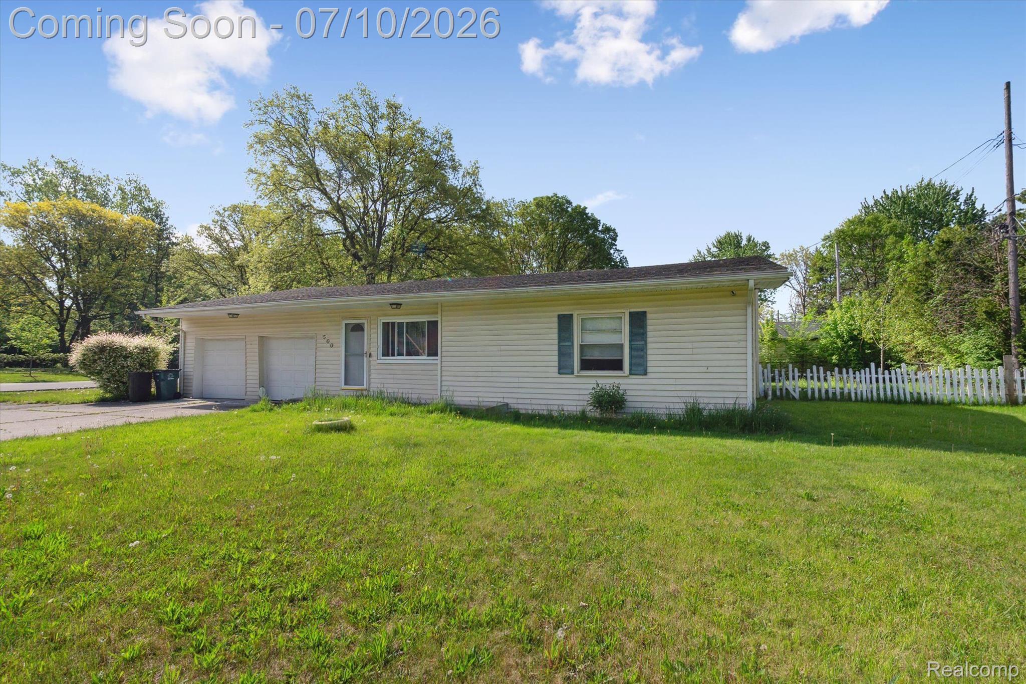 500 Trombley Road Troy, MI 48083 - Photo 3 of 32