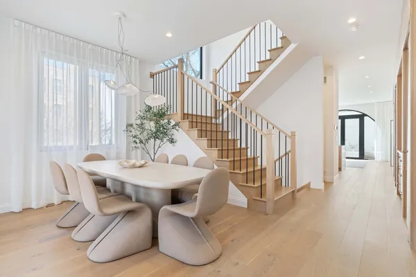 $2,399,000 | 1879 North Hoyne Avenue, Chicago, IL 60647