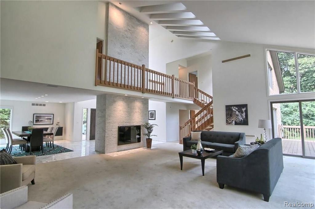 145 Canterbury Road Bloomfield Hills, MI 48304 - Photo 5 of 35