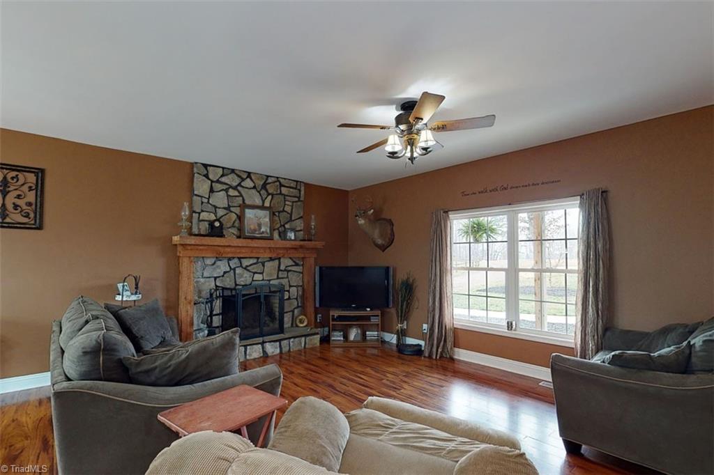 230 Wagner Road Mocksville, NC 27028 - Photo 8 of 43 Gallery Image 8