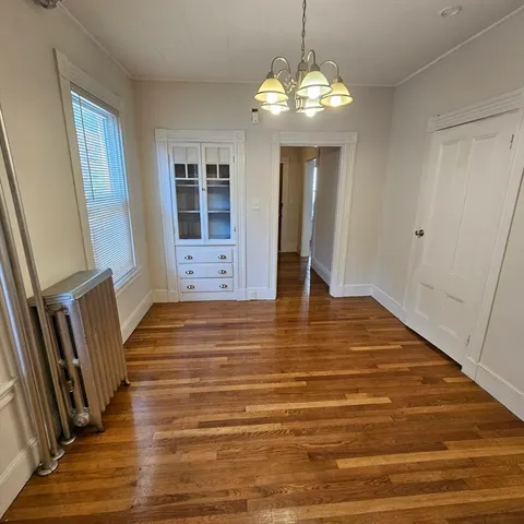 $3,000 | 384 Washington Street, Unit 1, Cambridge, MA 02139