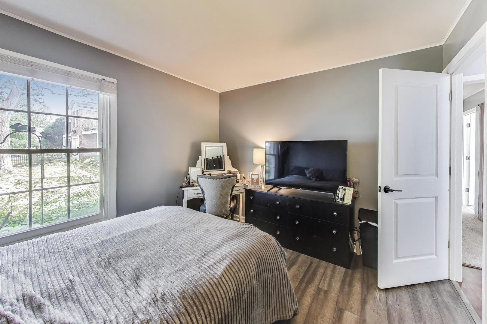 963 Golf Course Road, Unit 3 Crystal Lake, IL 60014 - Photo 16 of 22 Gallery Image 16