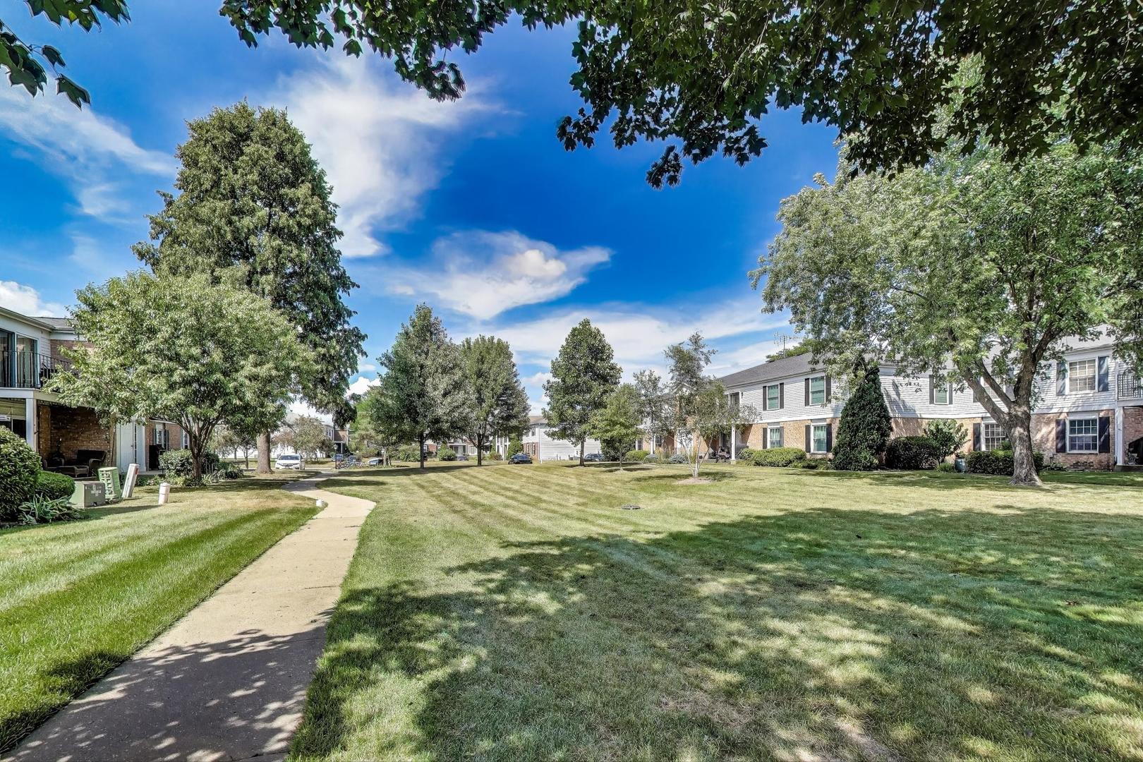 963 Golf Course Road, Unit 3 Crystal Lake, IL 60014 - Photo 21 of 22 Gallery Image 21