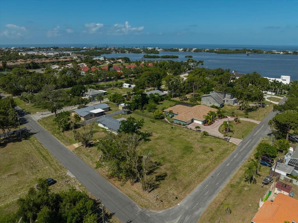 Sarabay Road Osprey, FL 34229 - Photo 3 of 10