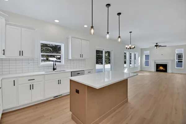 $438,850 | 708 Rapp Drive, Mahomet, IL 61853