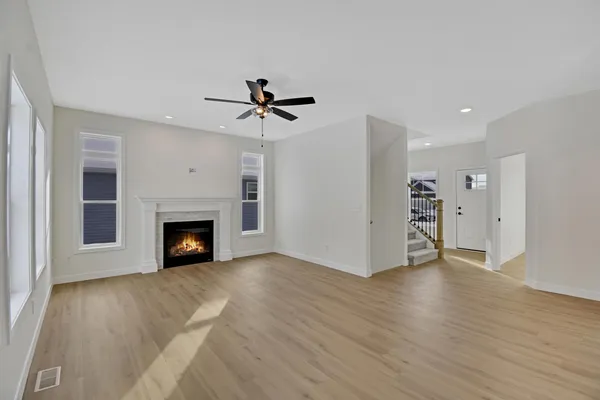 $438,850 | 708 Rapp Drive, Mahomet, IL 61853