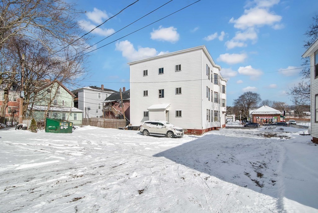 34 Blackstone River Road Worcester, MA 01607 - Photo 6 of 39 Gallery Image 6