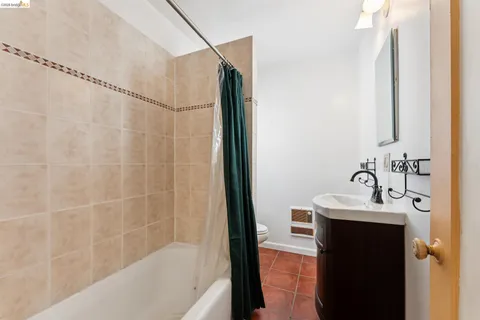 $500,000 | 978 43rd Street, Oakland, CA 94608