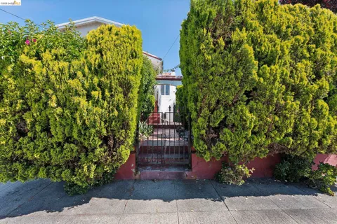 $500,000 | 978 43rd Street, Oakland, CA 94608