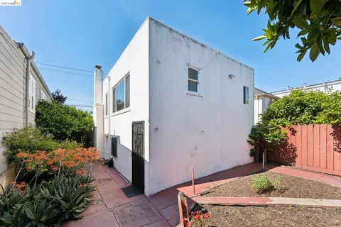 $500,000 | 978 43rd Street, Oakland, CA 94608