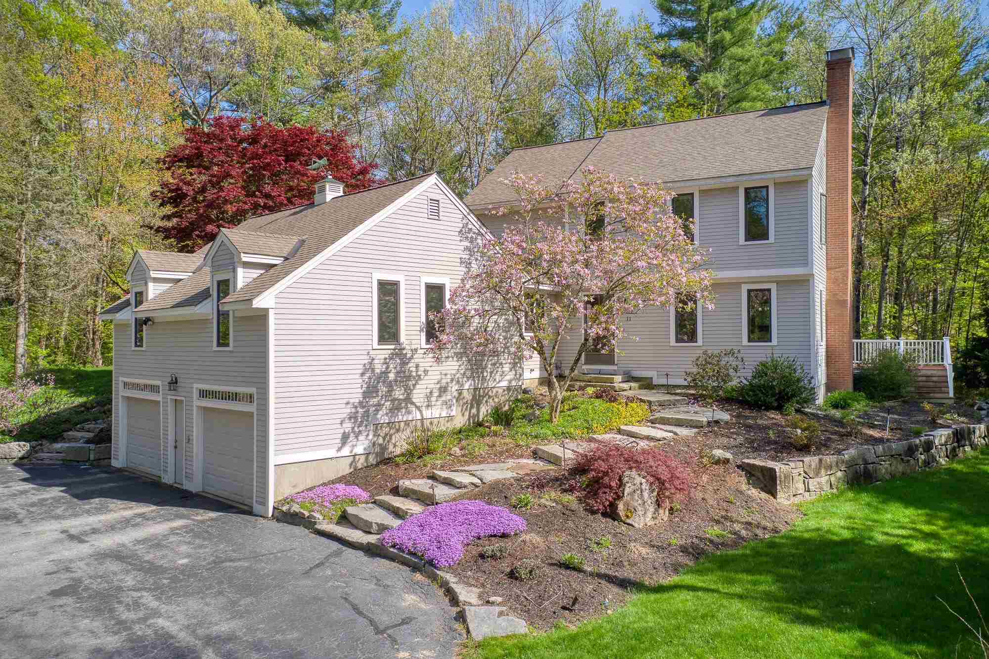 11 Hemlock Hill Road Amherst, NH 03031 - Photo 1 of 33