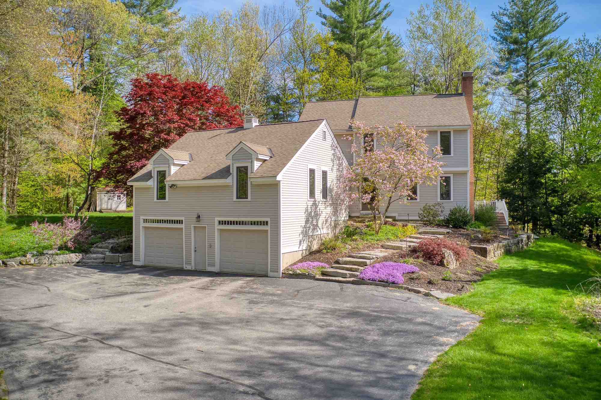 11 Hemlock Hill Road Amherst, NH 03031 - Photo 2 of 33