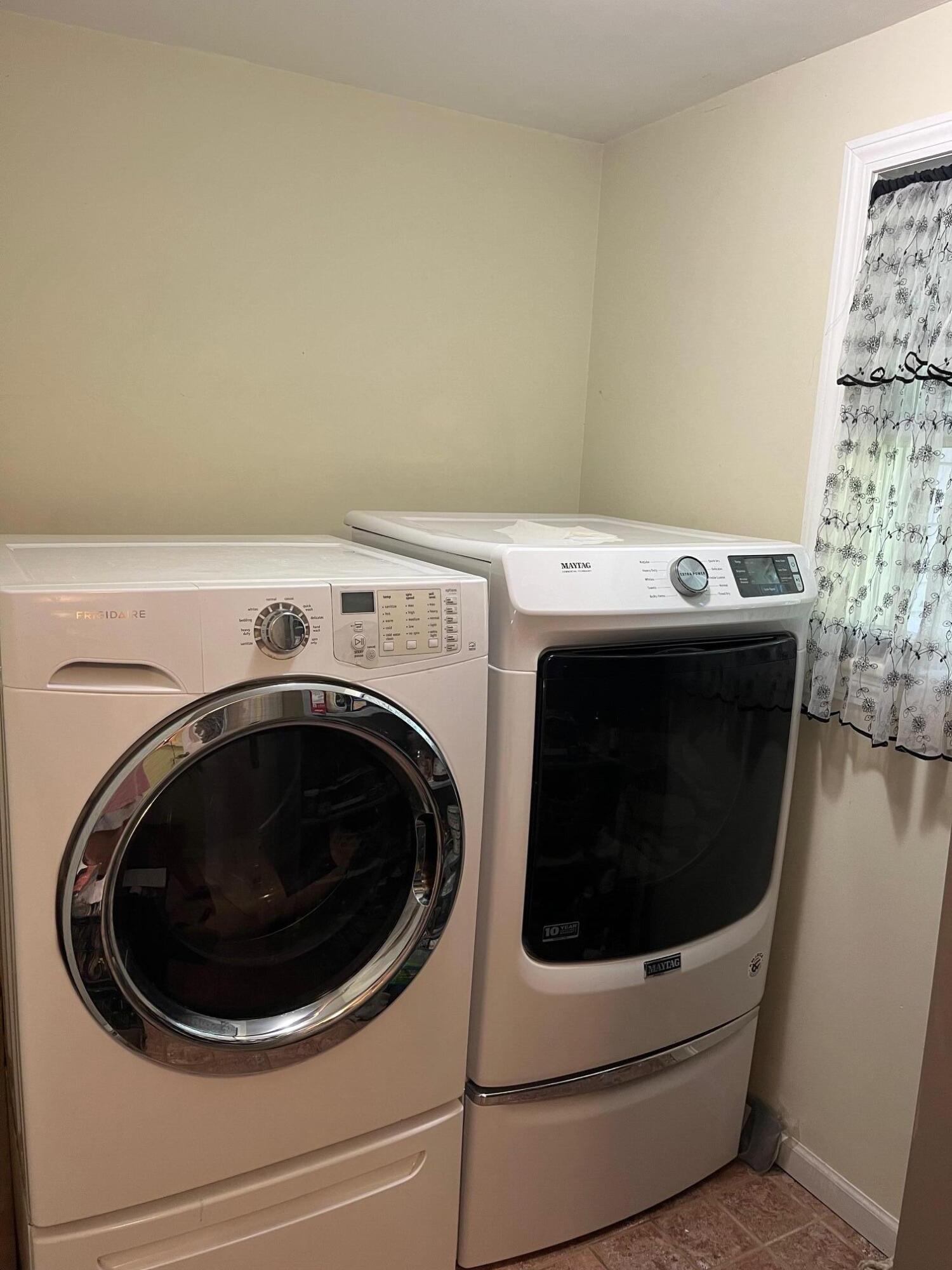 139 Whitten Road Kennebunk, ME 04043 - Photo 44 of 48 LaundryRoom