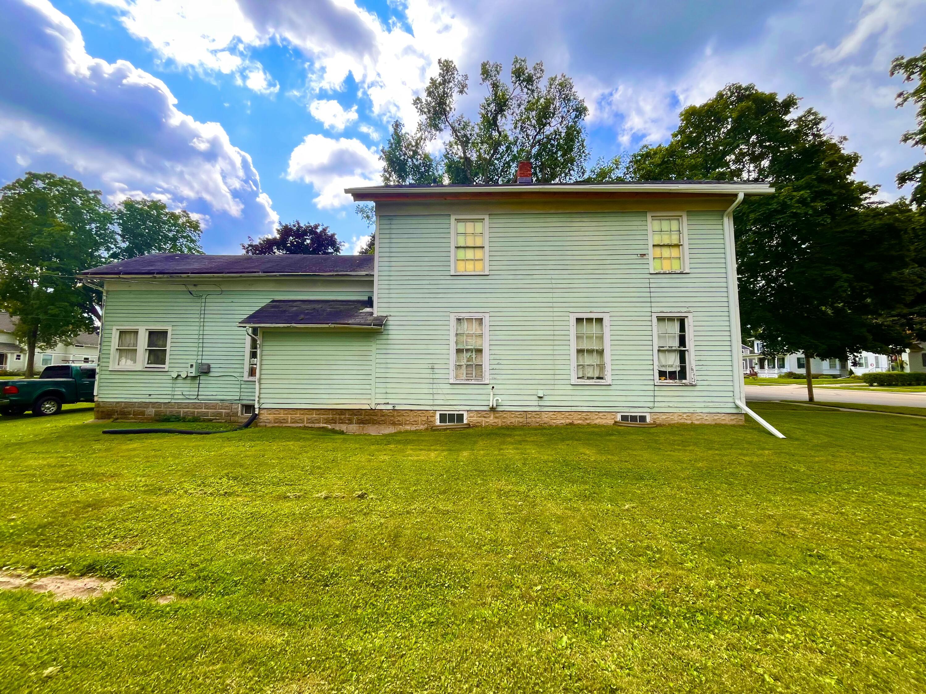 643 Watson Street Ripon, WI 54971 - Photo 18 of 20 IMG_1857 2