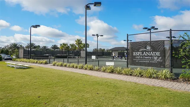 $5,750 | 4916 Tivoli Run, Bradenton, FL 34211