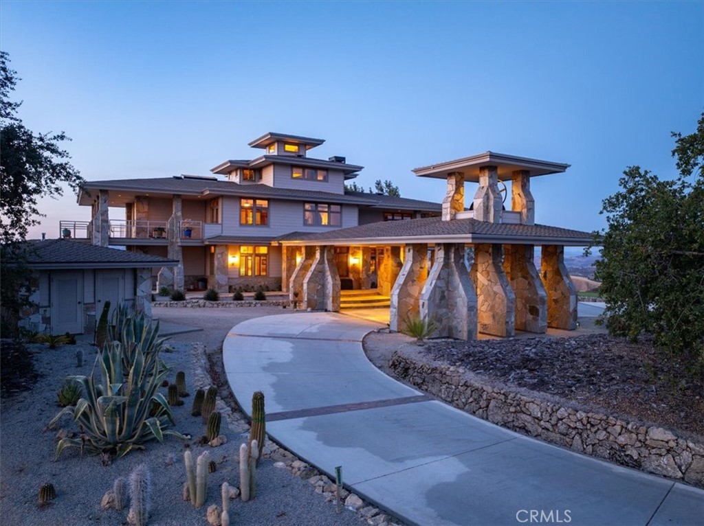 76346 Bryson Hesperia Road Bradley, CA 93426 - Photo 58 of 58 a front view of house with yard and seating space