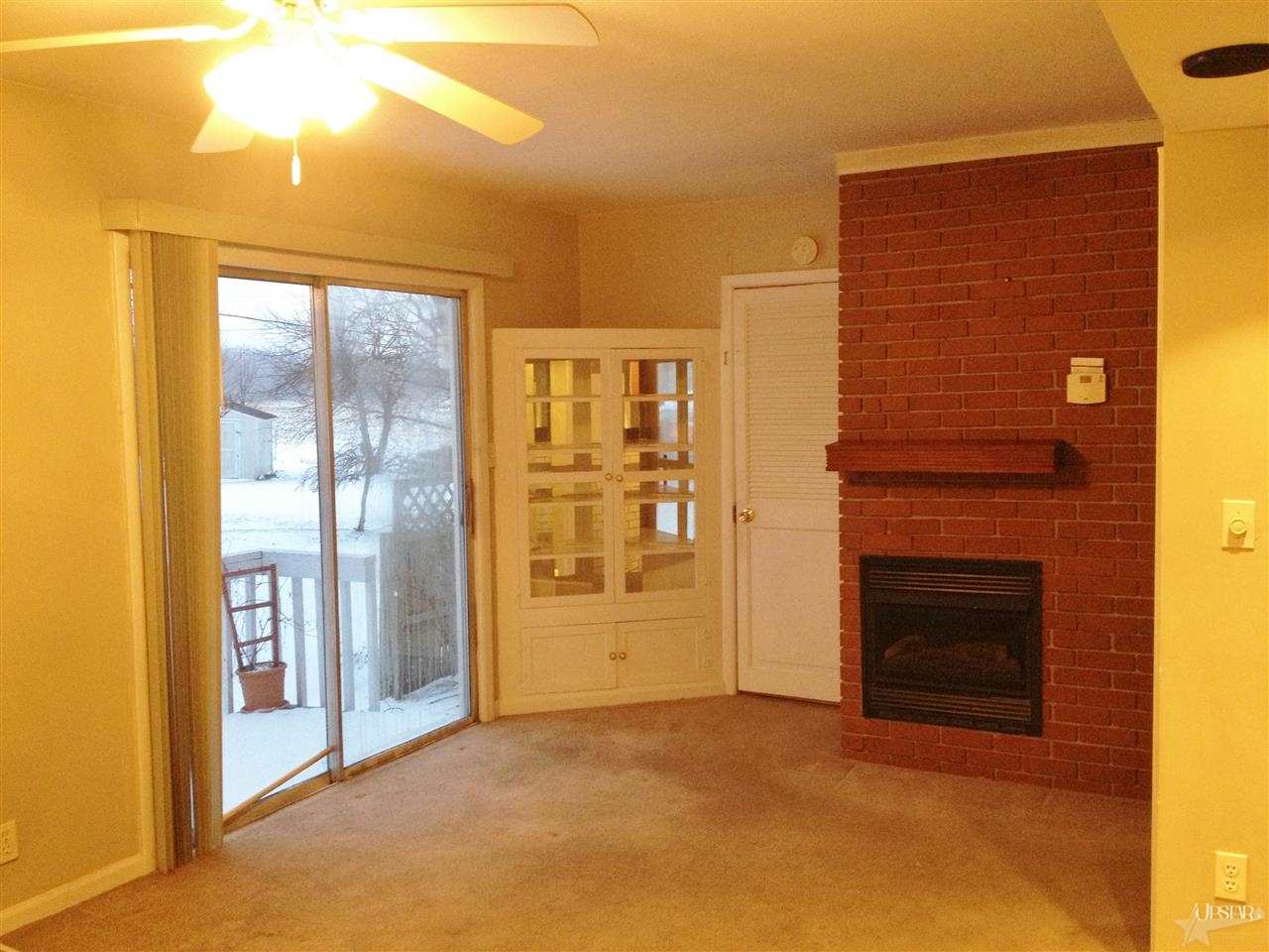 122 East Dustman Road Bluffton, IN 46714 - Photo 4 of 18 Gallery Image 4