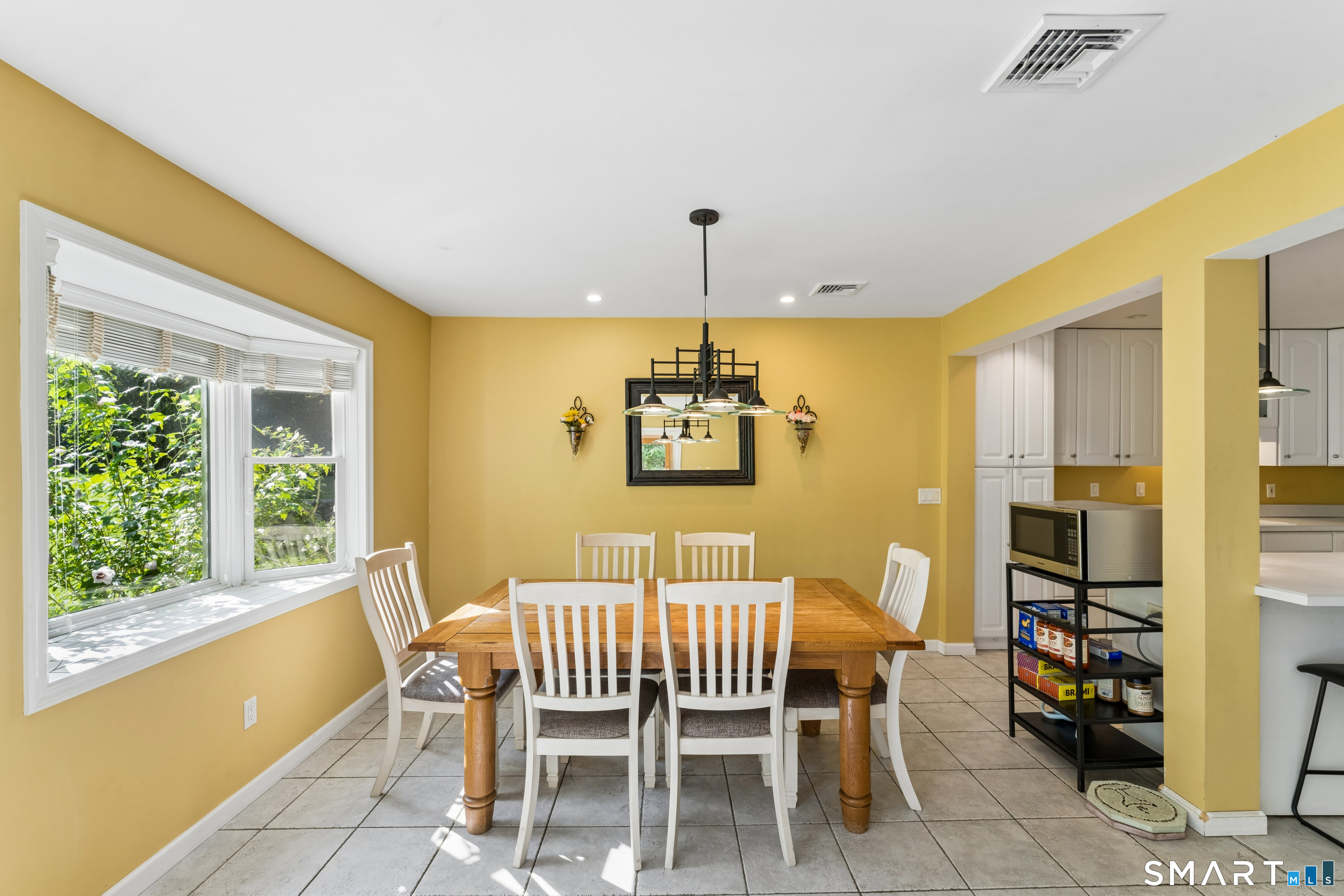 13 Allen Road Brookfield, CT 06804 - Photo 11 of 38 Gallery Image 11