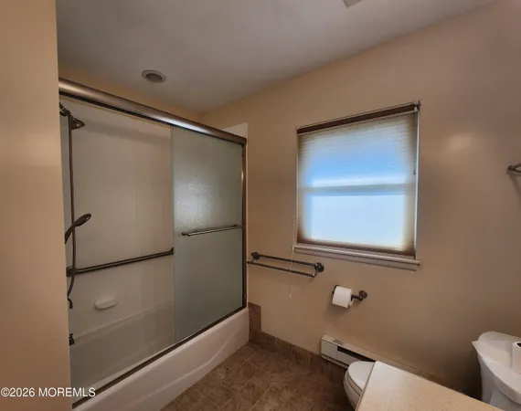 $2,395 | 341 B Canterbury Court, Lakewood, NJ 08701