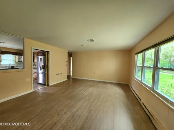 $2,395 | 341 B Canterbury Court, Lakewood, NJ 08701