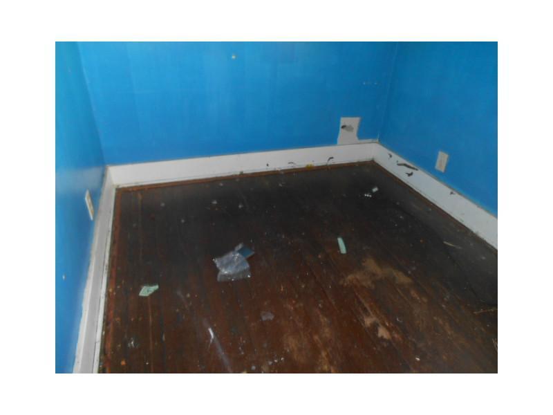 360 East Cecil Street Springfield, OH 45503 - Photo 10 of 20