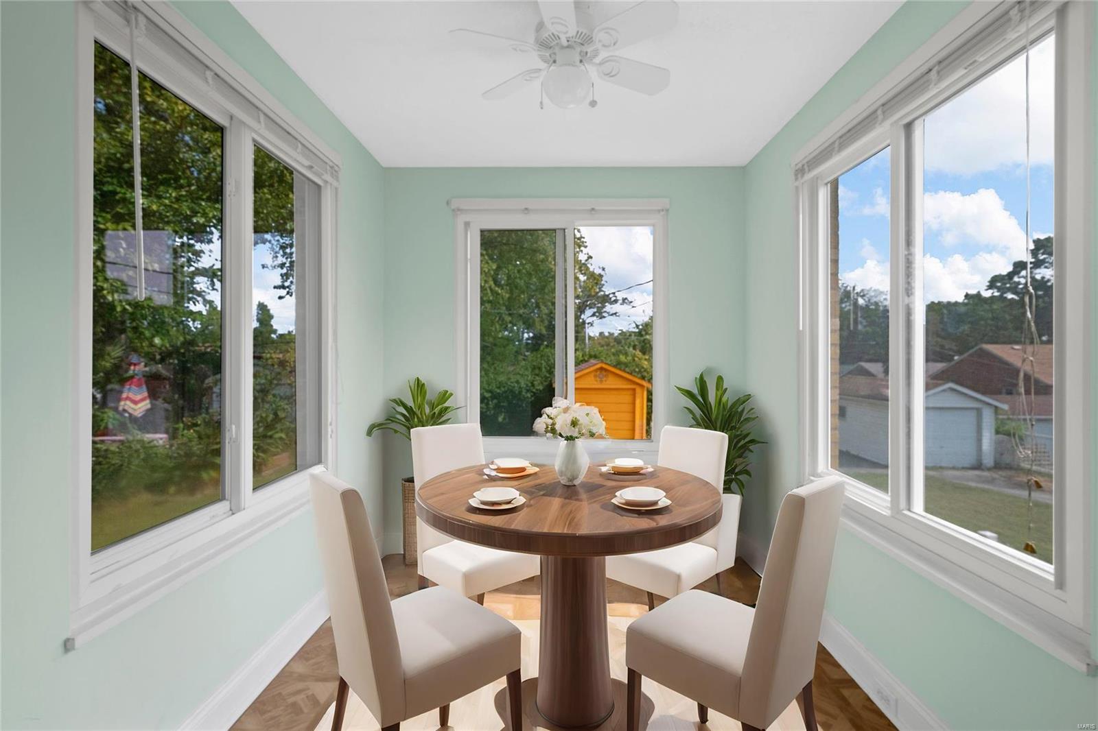 119 Shetland Drive St. Louis, MO 63125 - Photo 9 of 17