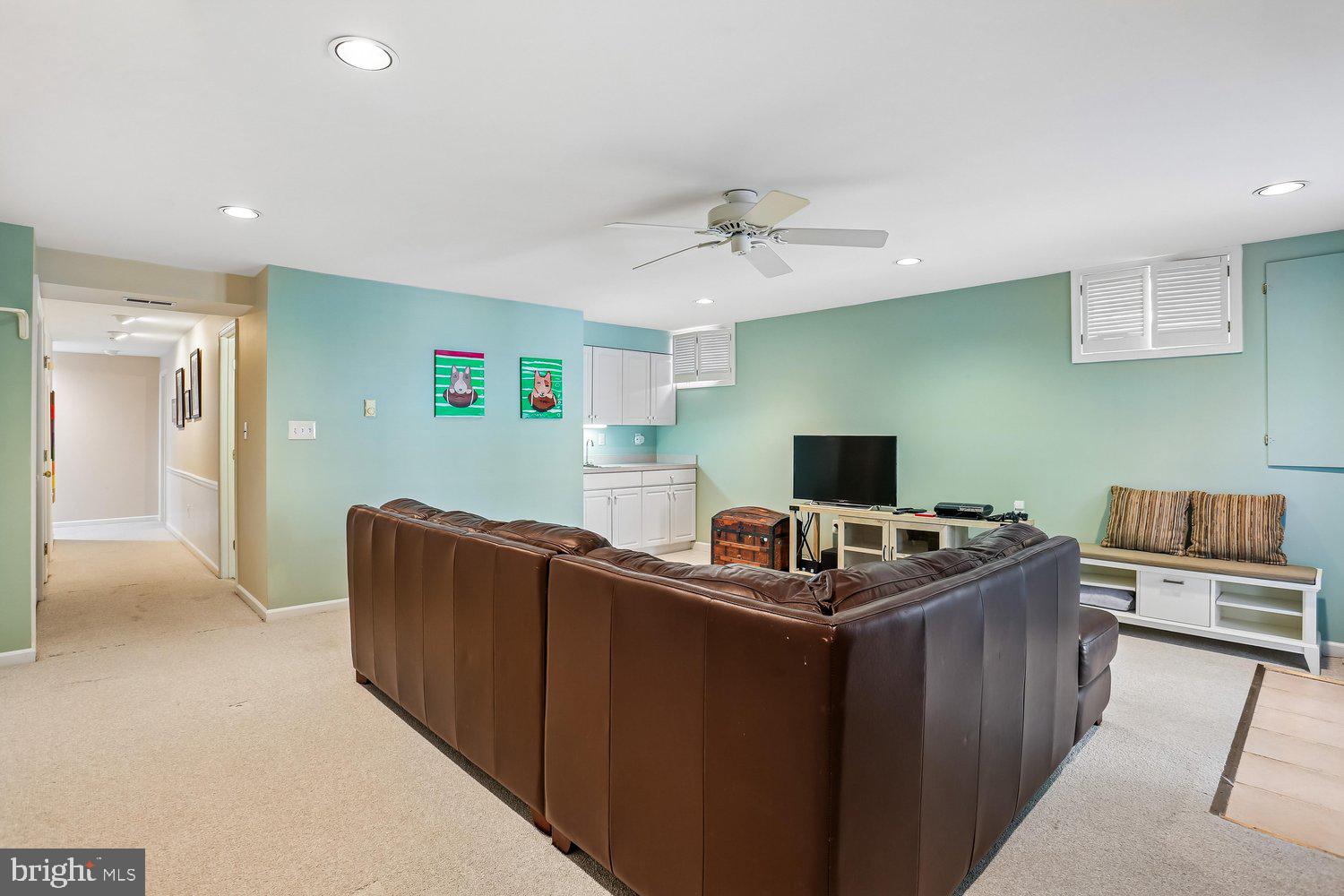 465 Tschiffely Square Road Gaithersburg, MD 20878 - Photo 41 of 74 Generous lower level living area