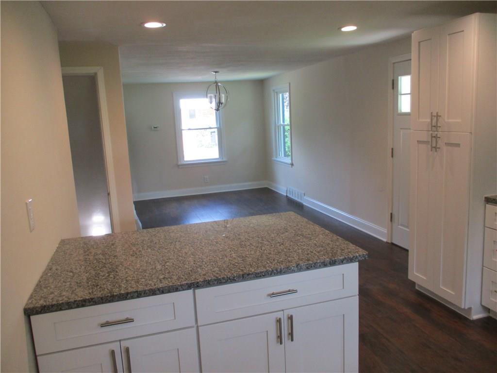 820 Heber Street Baden, PA 15005 - Photo 3 of 22