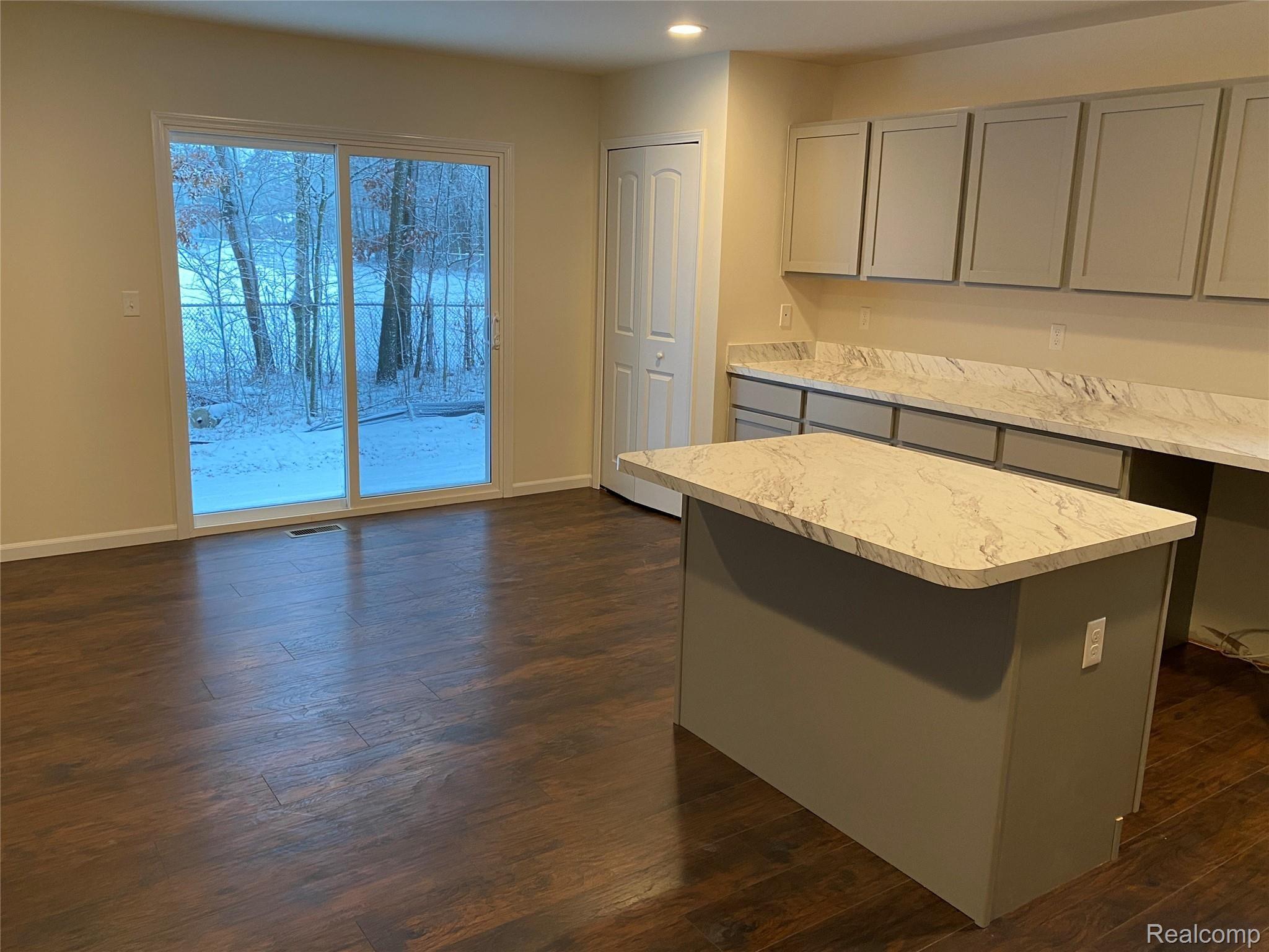 5372 Rural Terrace Waterford, MI 48329 - Photo 20 of 55 Doorwalll Kitchen pic - Copy (2).JPG