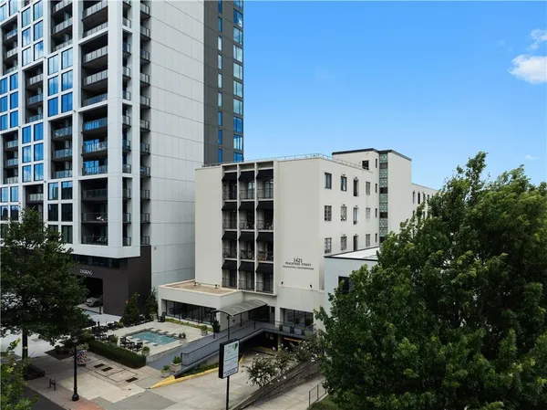 $199,900 | 1421 Peachtree Street Northeast, Unit 315, Atlanta, GA 30309