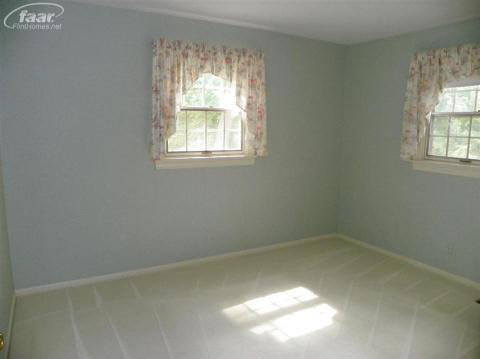 6424 Kings Pointe Road Grand Blanc, MI 48439 - Photo 12 of 15 20208821-11.JPG