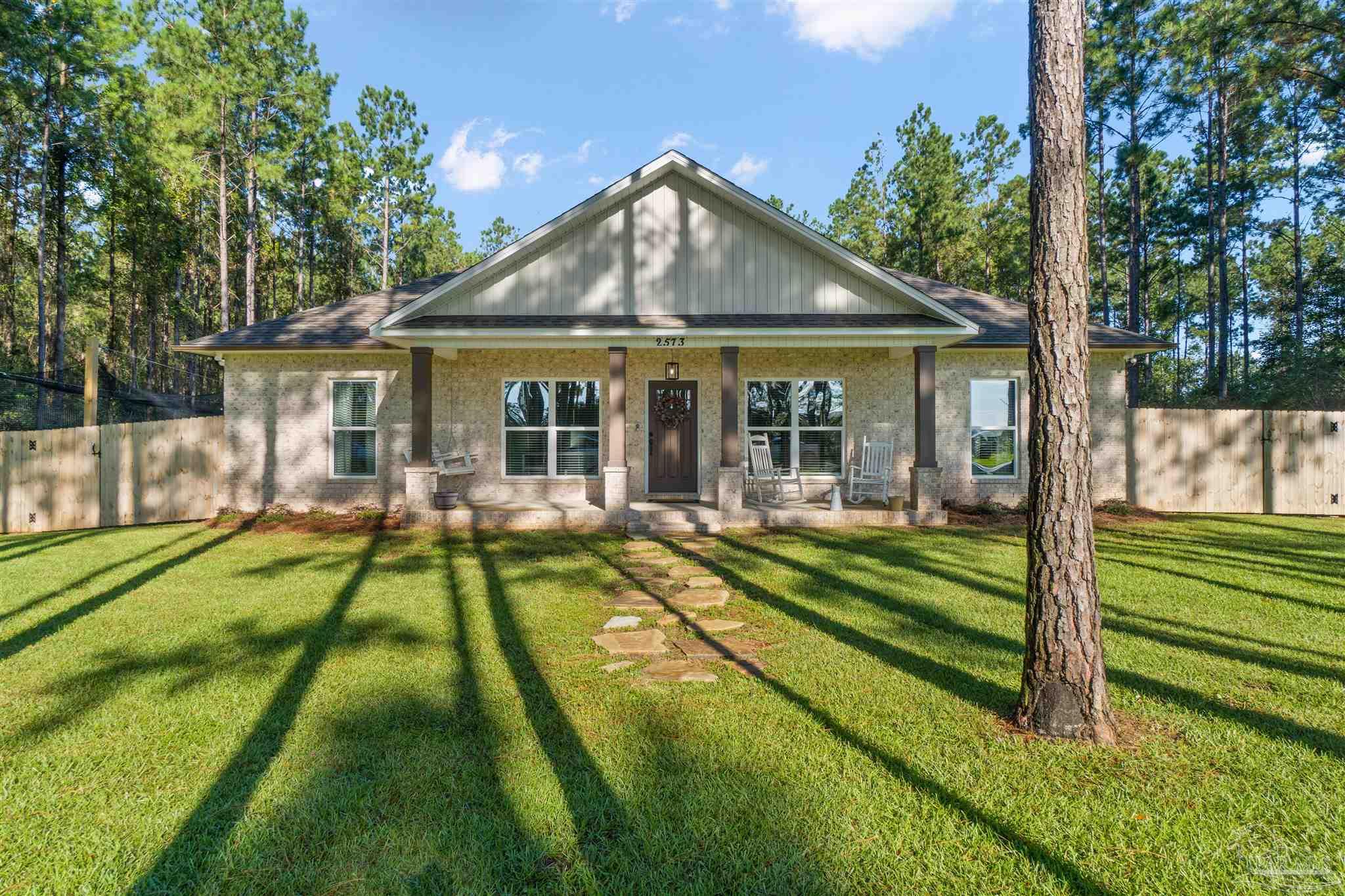 2573 10 Mile Road Pace, FL 32571 - Photo 2 of 40